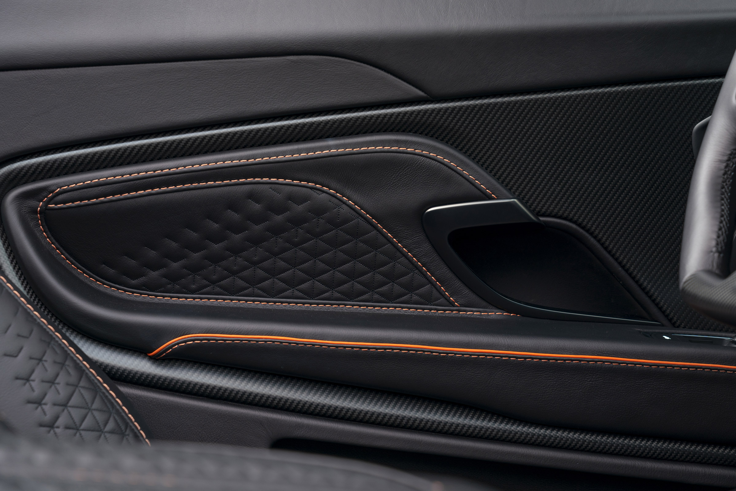 Aston Martin DBS Superleggera Volante door card