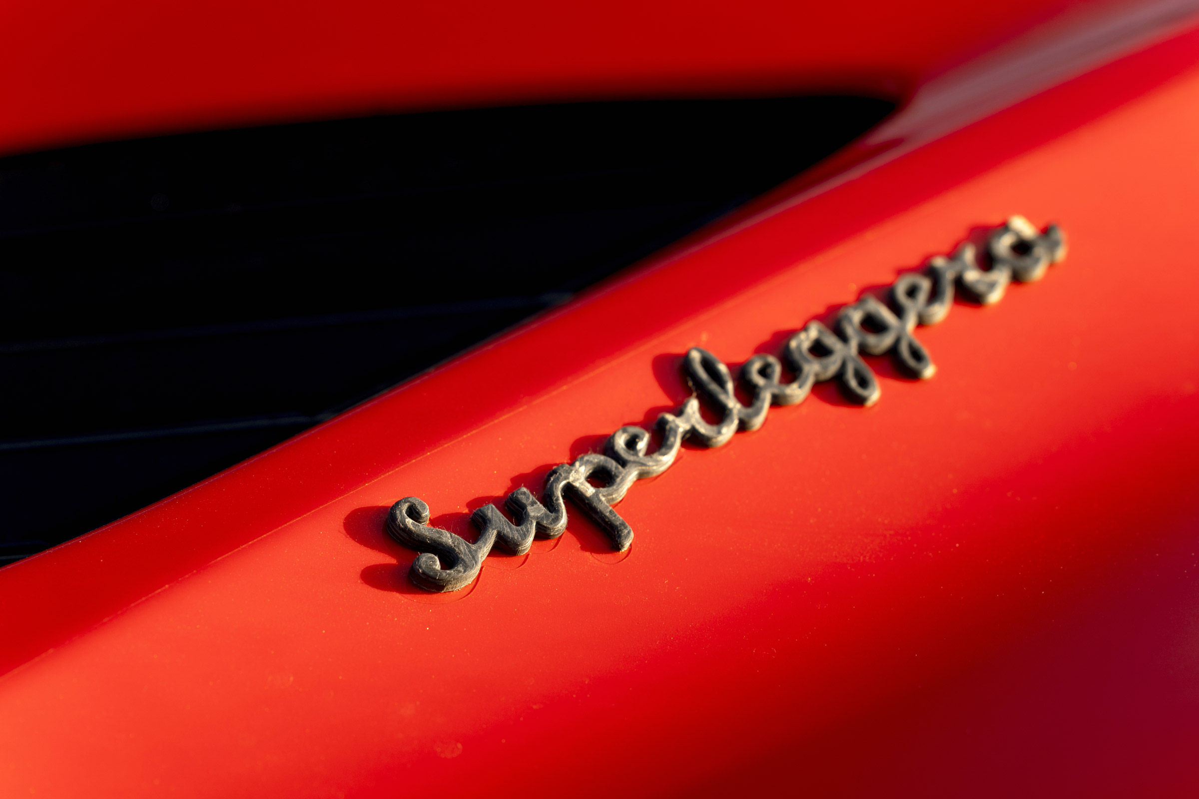 Aston Martin DBS Superleggera Volante badge