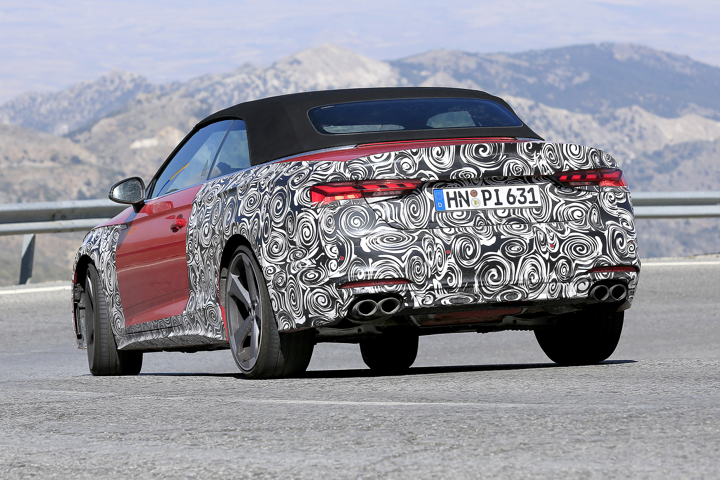 Audi S5 TDI Spy - rear
