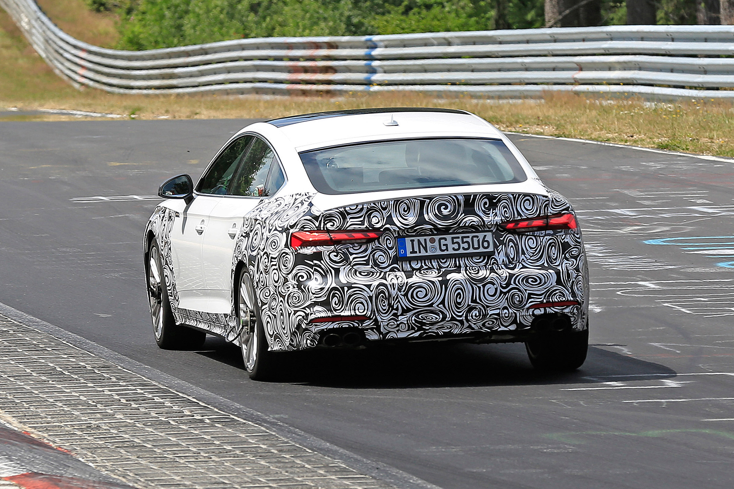 Audi S5 TDI Spy - rear