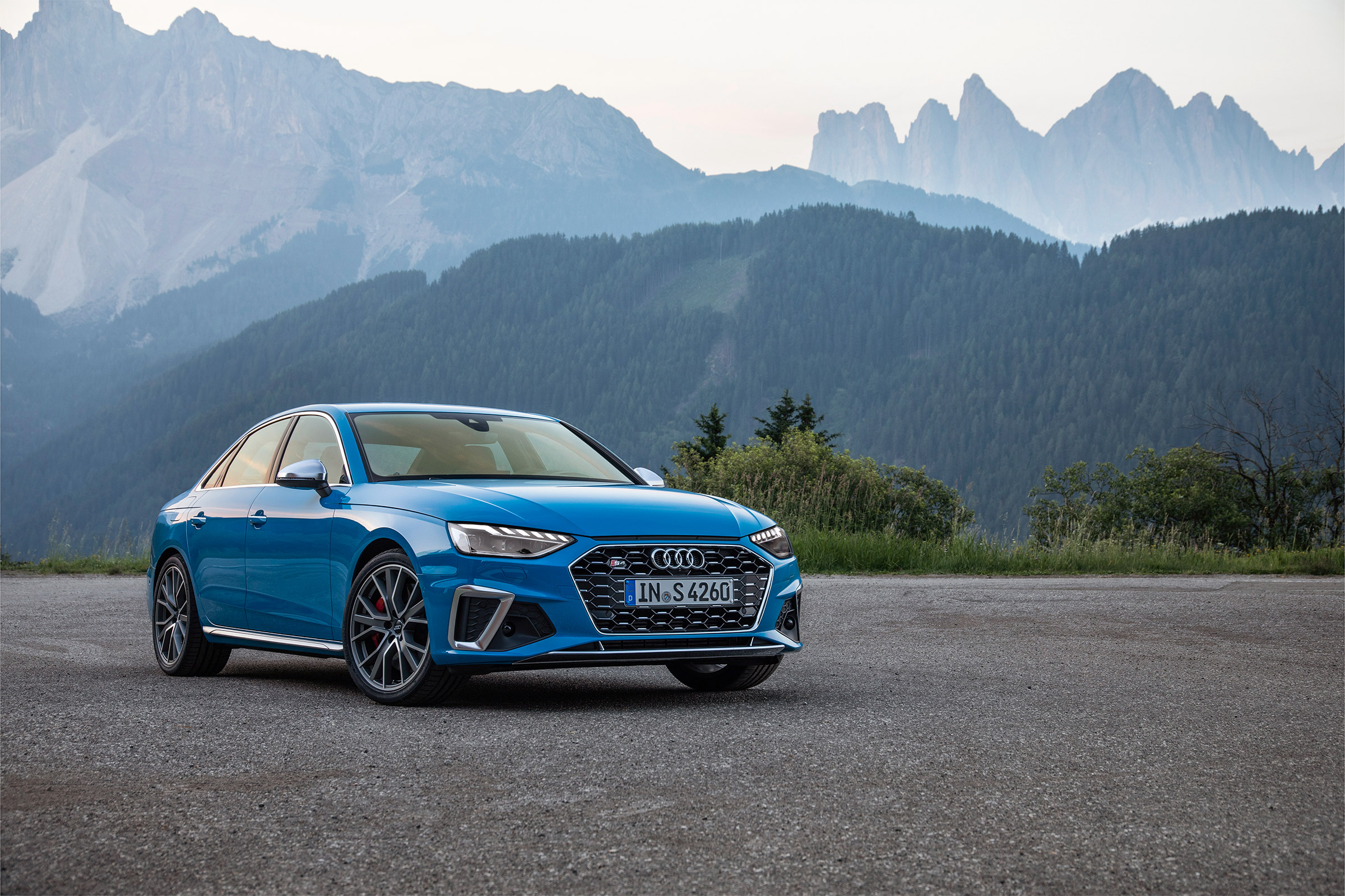Audi S4 TDI review - front quarter