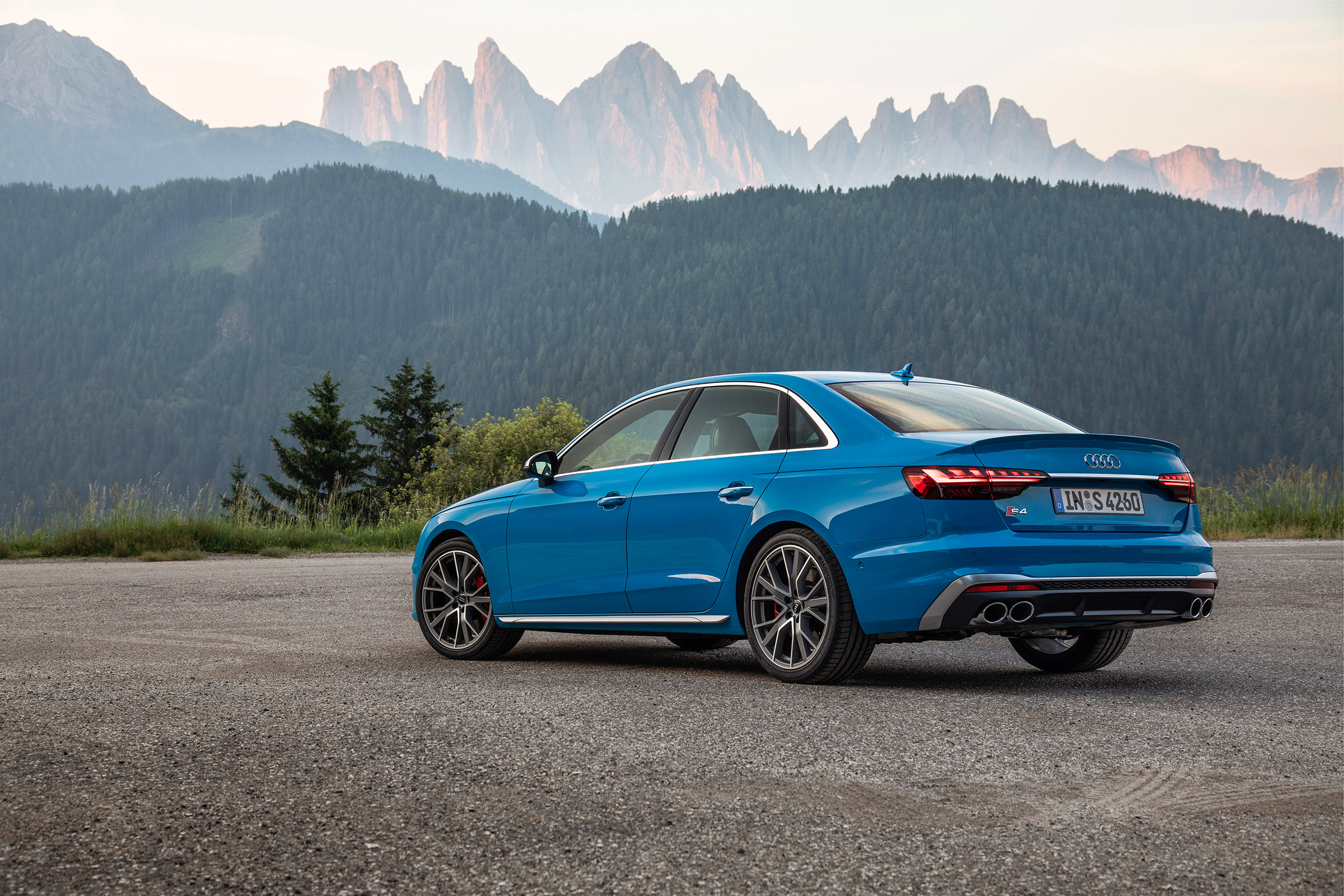 Audi S4 TDI review - rear quarter
