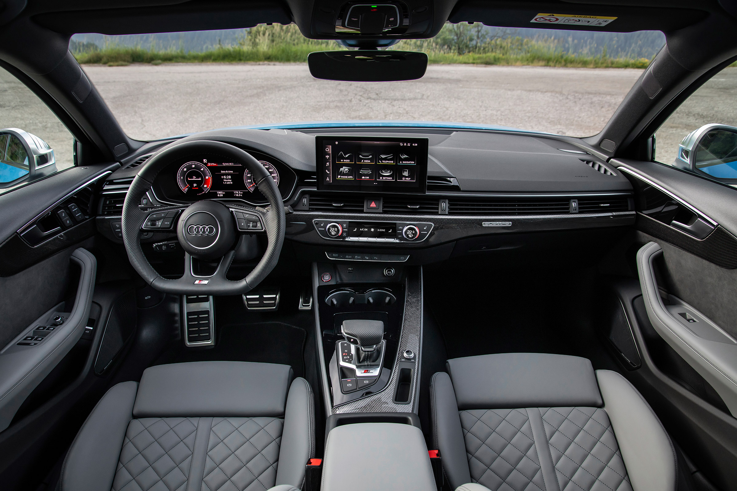 Audi S4 TDI review - dash