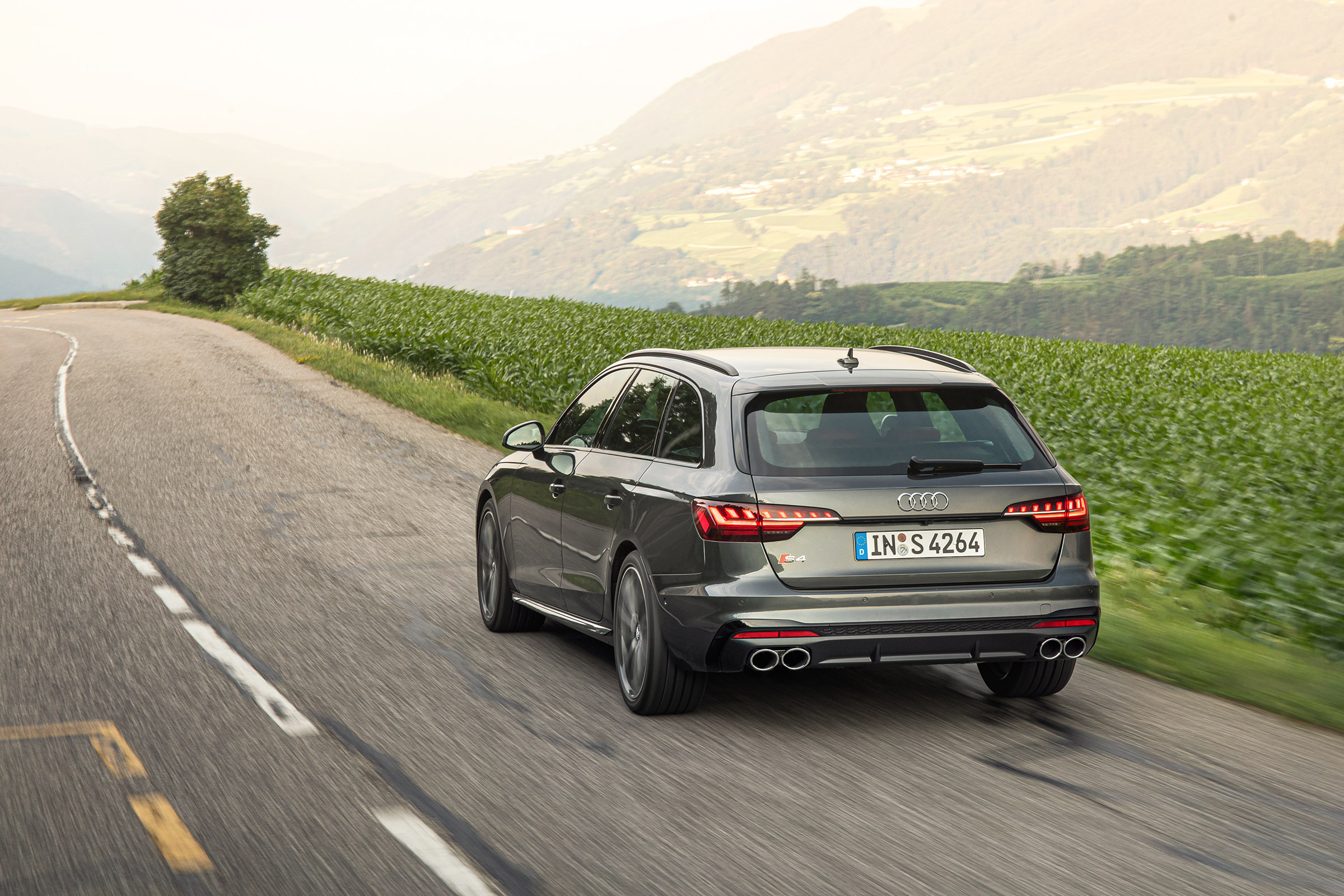 Audi S4 TDI review -  Avant rea