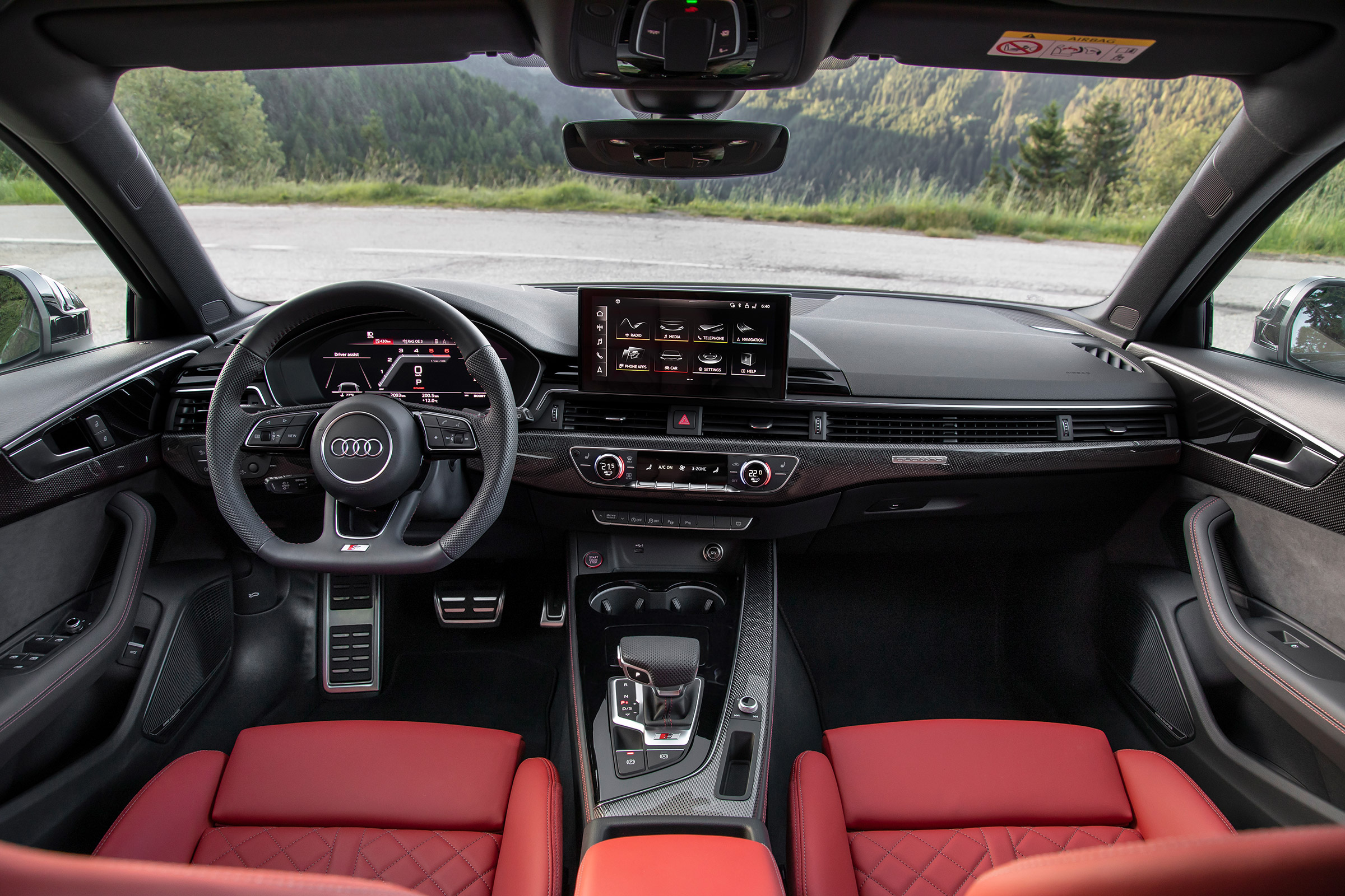 Audi S4 TDI review -  Avant dash