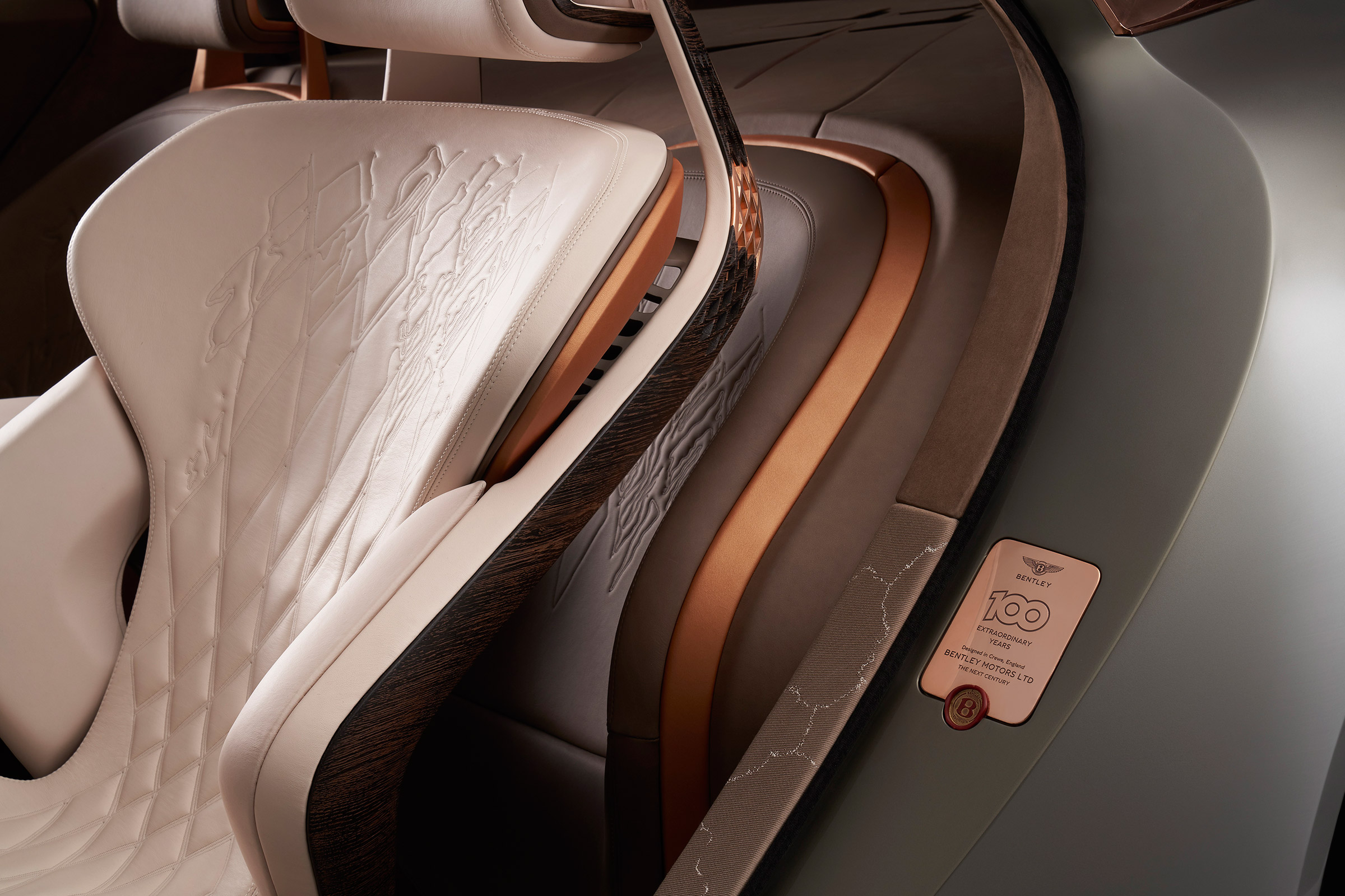 Bentley EXP 100 GT - side