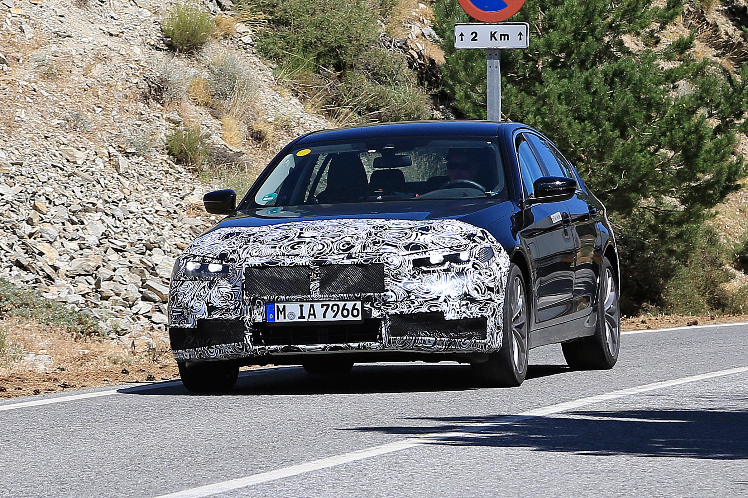 BMW 5-series facelift - front
