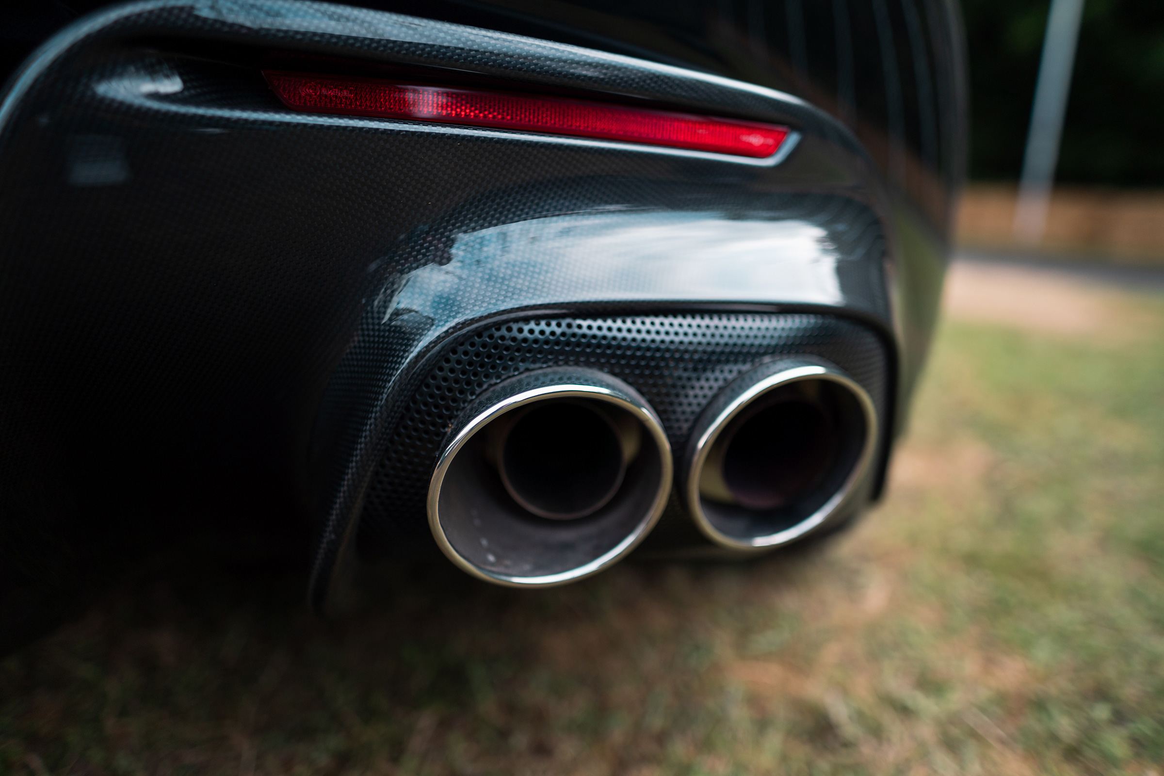 Ferrari Monza SP2 Goodwood FoS exhaust