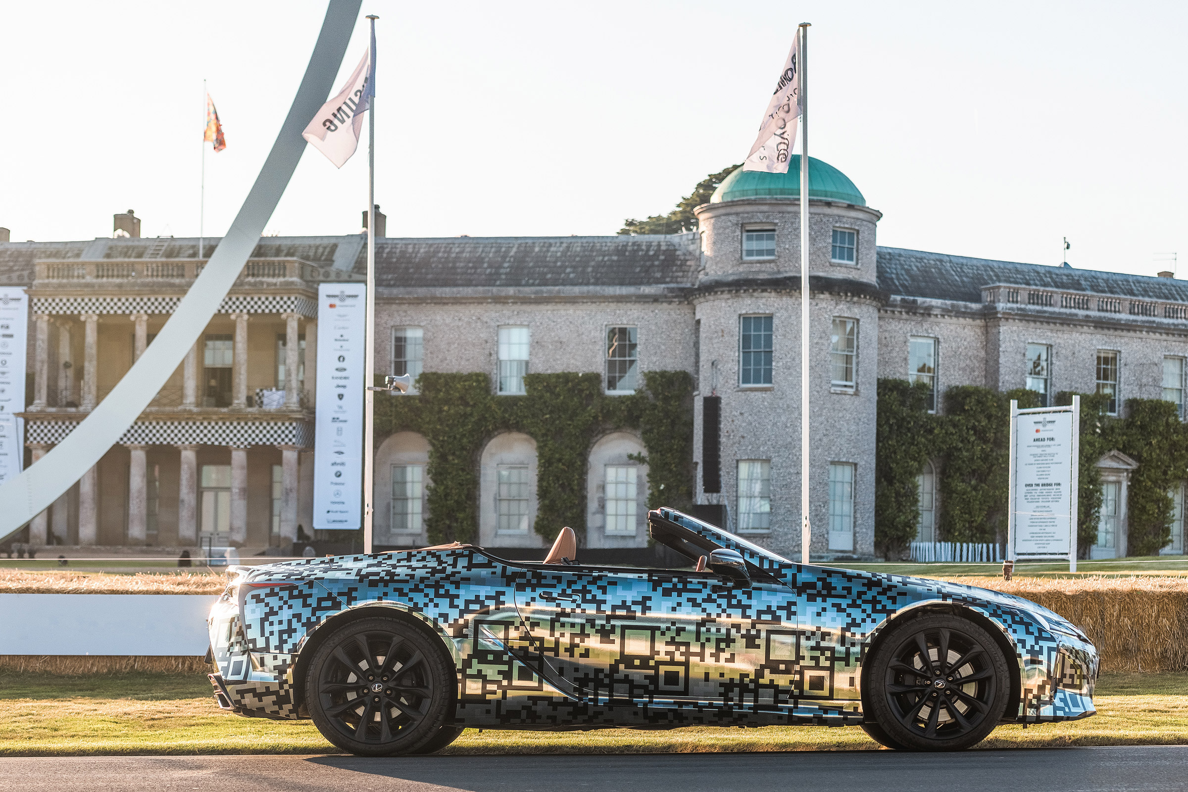 Lexus LC Cab proto - 
