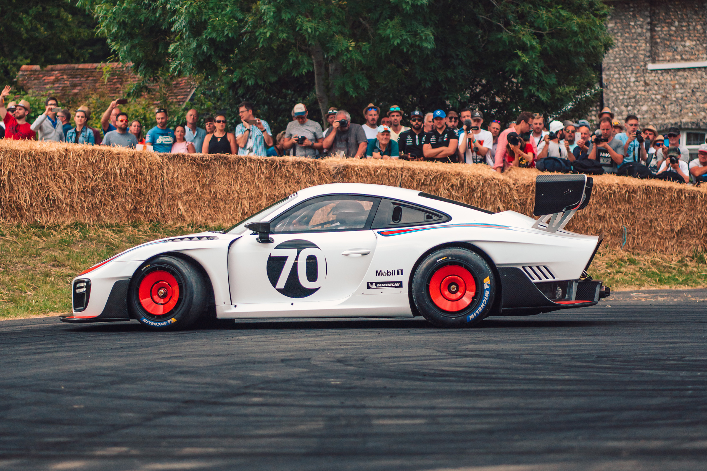 Porsche 935 Tribute Goodwood side