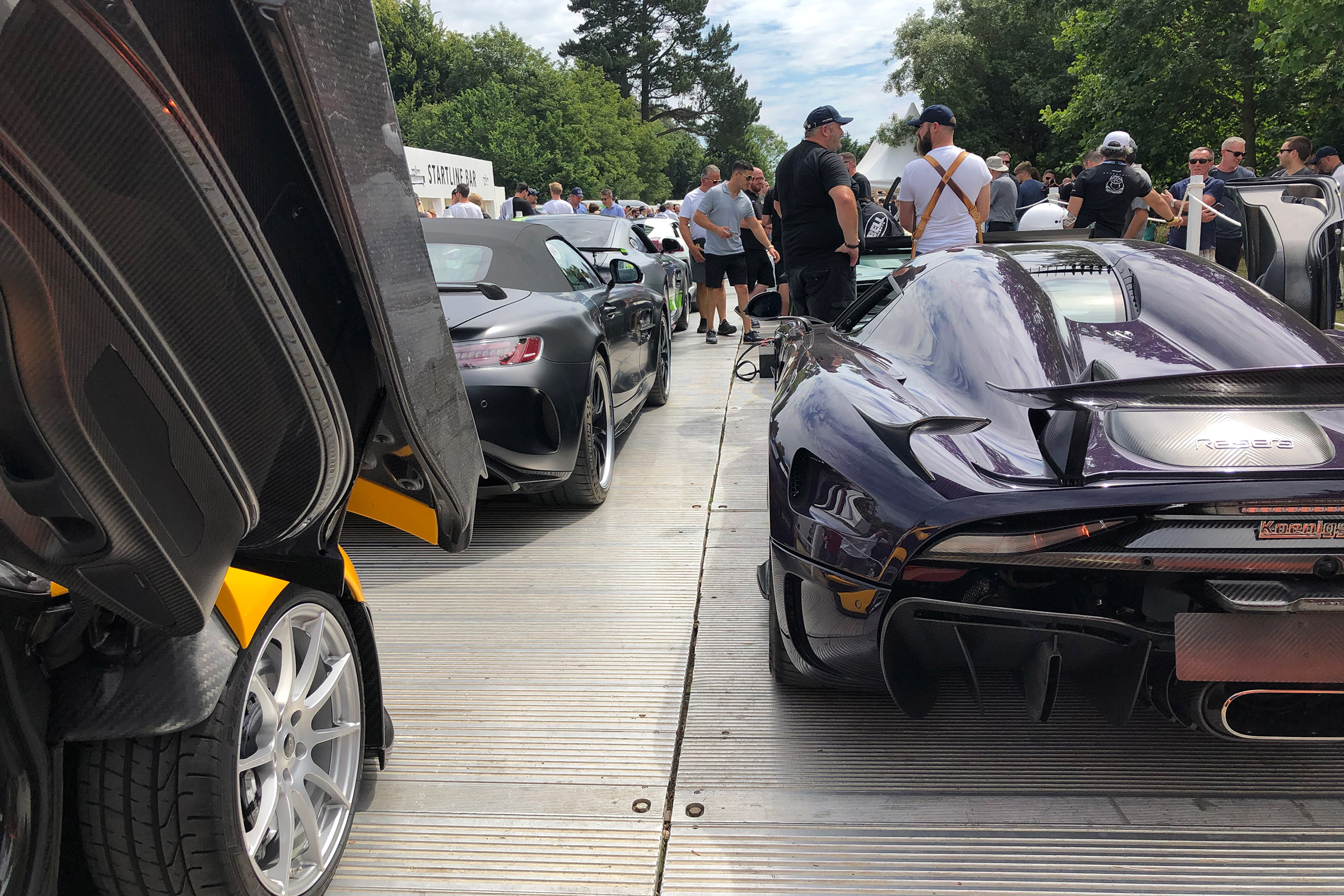 Goodwood FoS Supercar queue - 