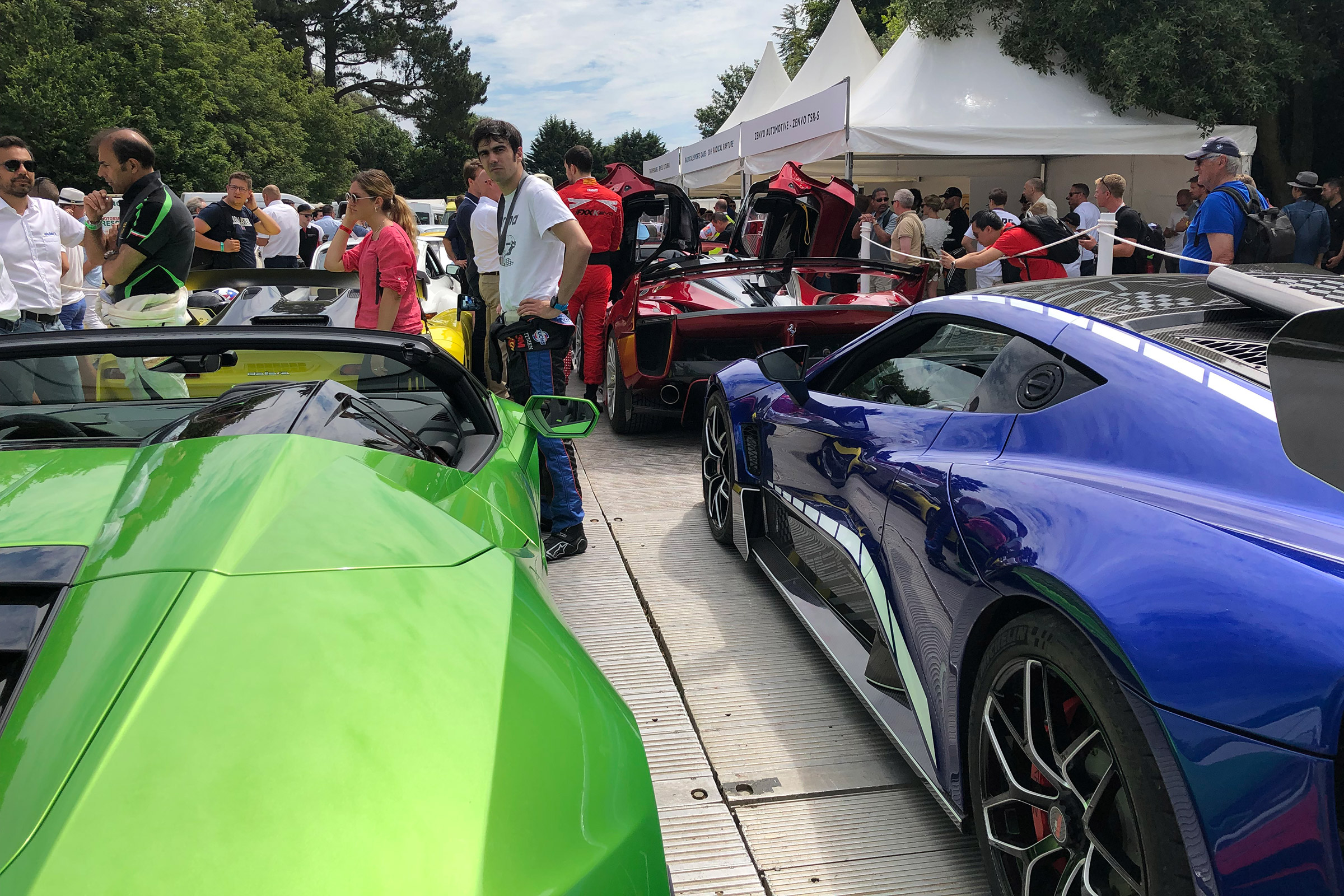 Goodwood FoS Supercar queue - 