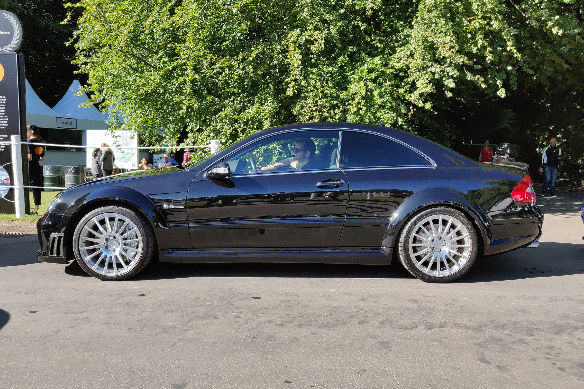 Goodwood 2019 - supercar paddock C63 Blacl