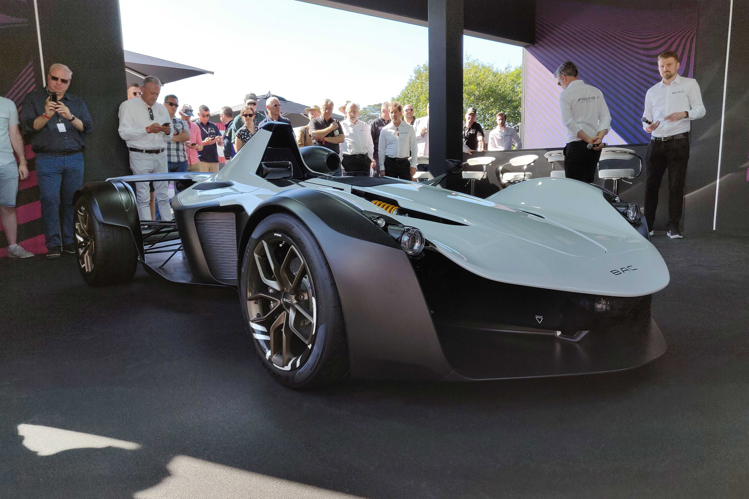 BAC Mono R top