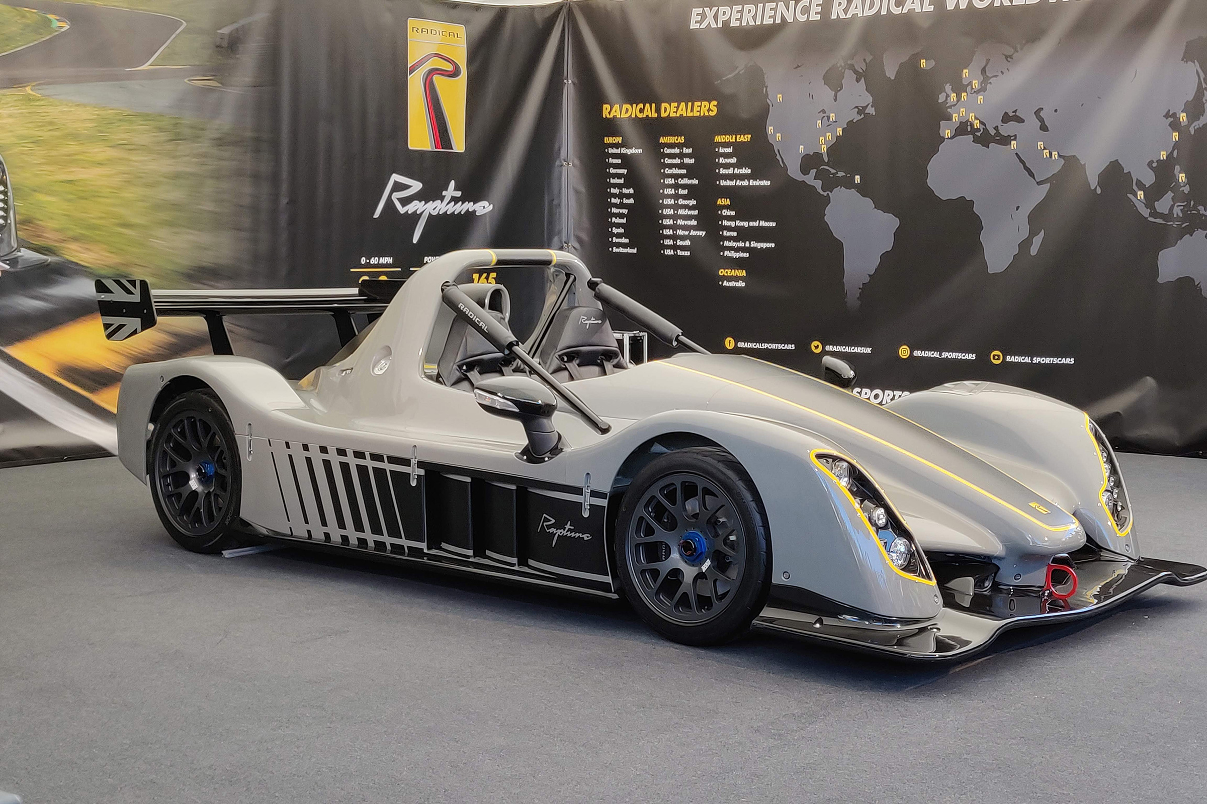 Goodwood 2019 - supercar paddock Radical