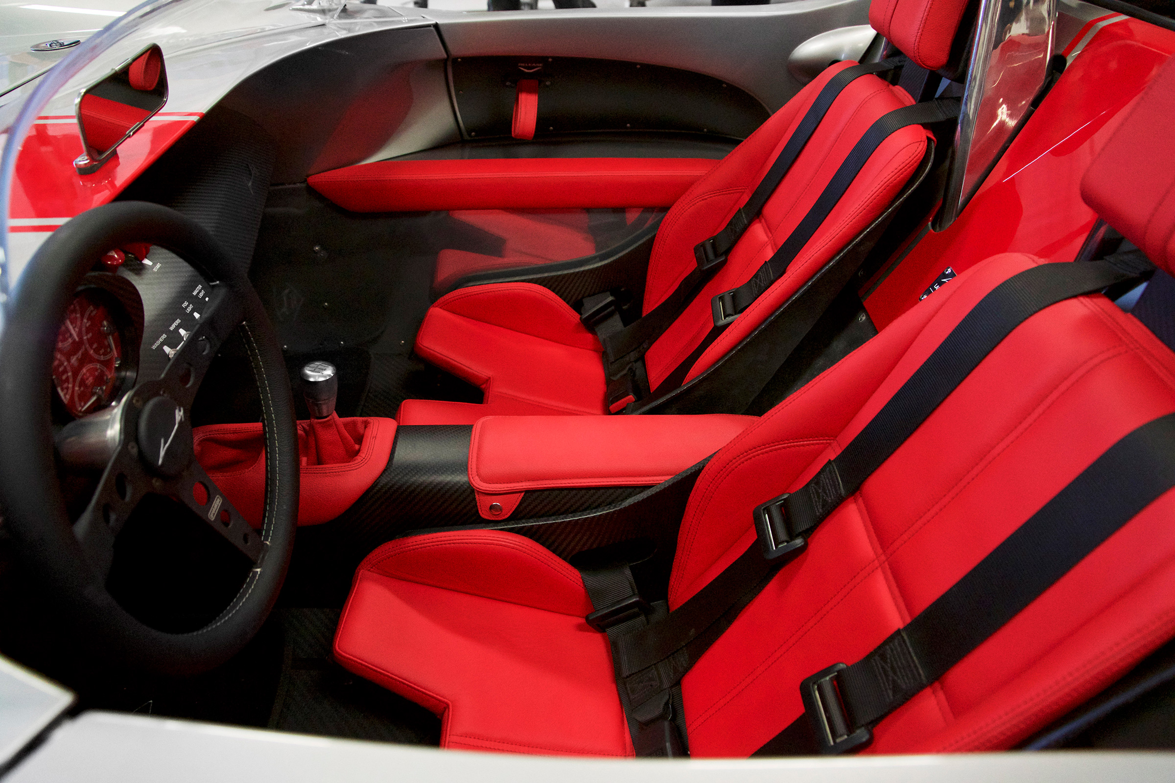 Jannarelly Design-1 seats