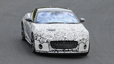 Jaguar F-type facelift spied front 2