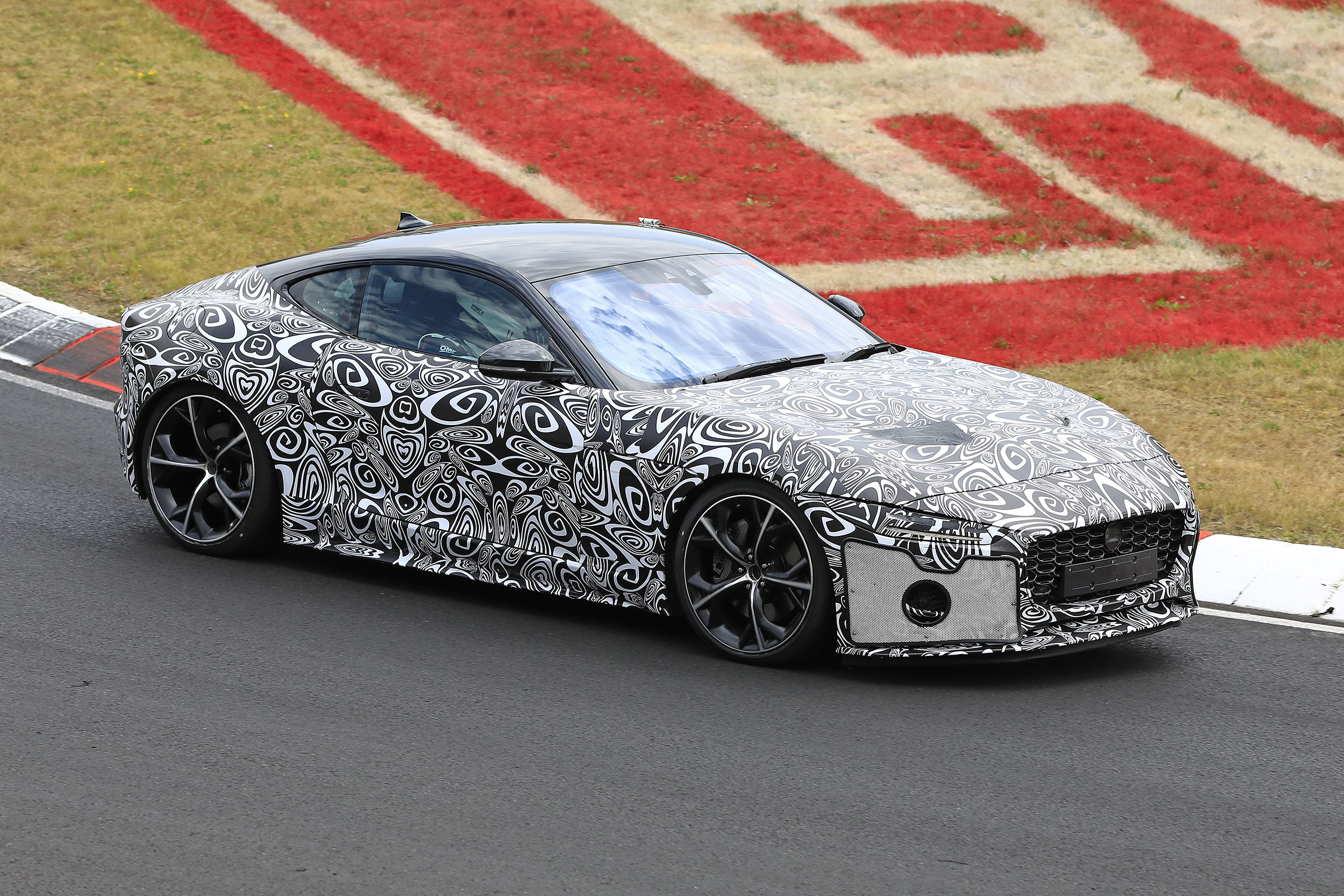 Jaguar F-type facelift spied front three quarters