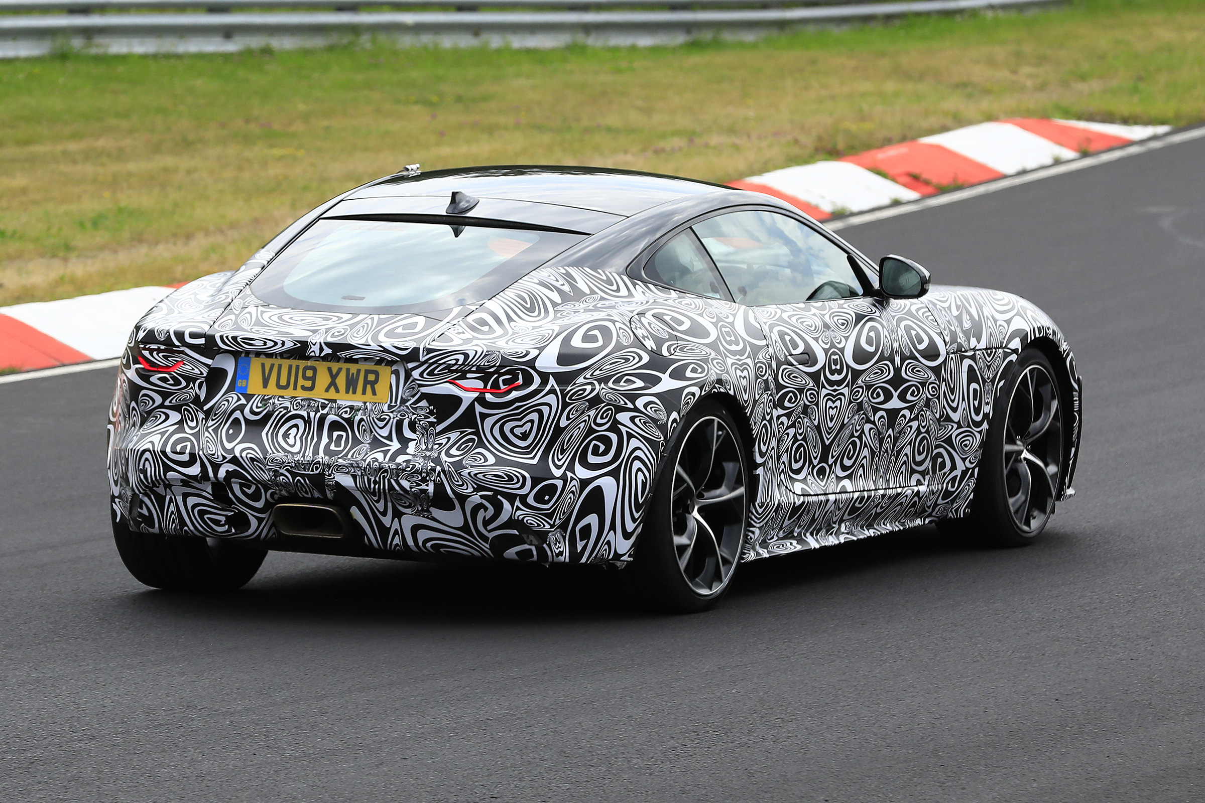 Jaguar F-type facelift spied rear three quarters 2