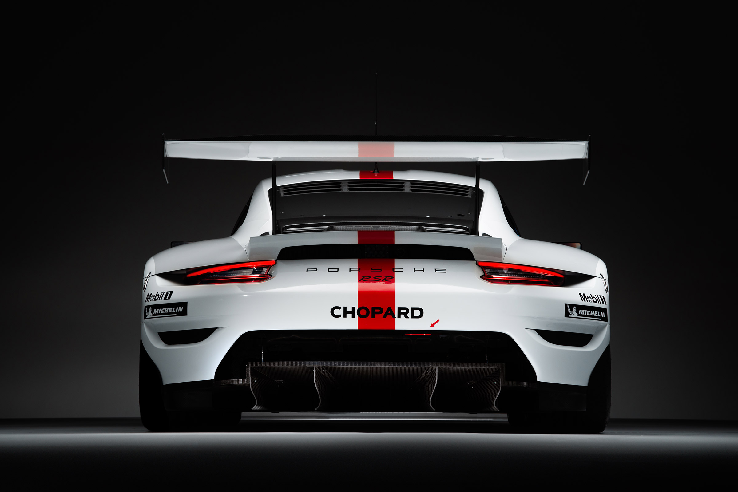 Porsche 911 RSR - tail