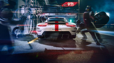 Porsche 911 RSR - rear