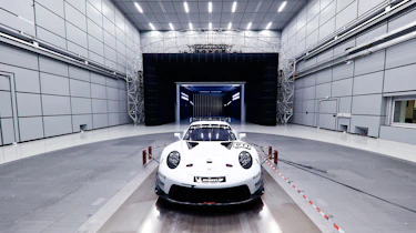 Porsche 911 RSR -