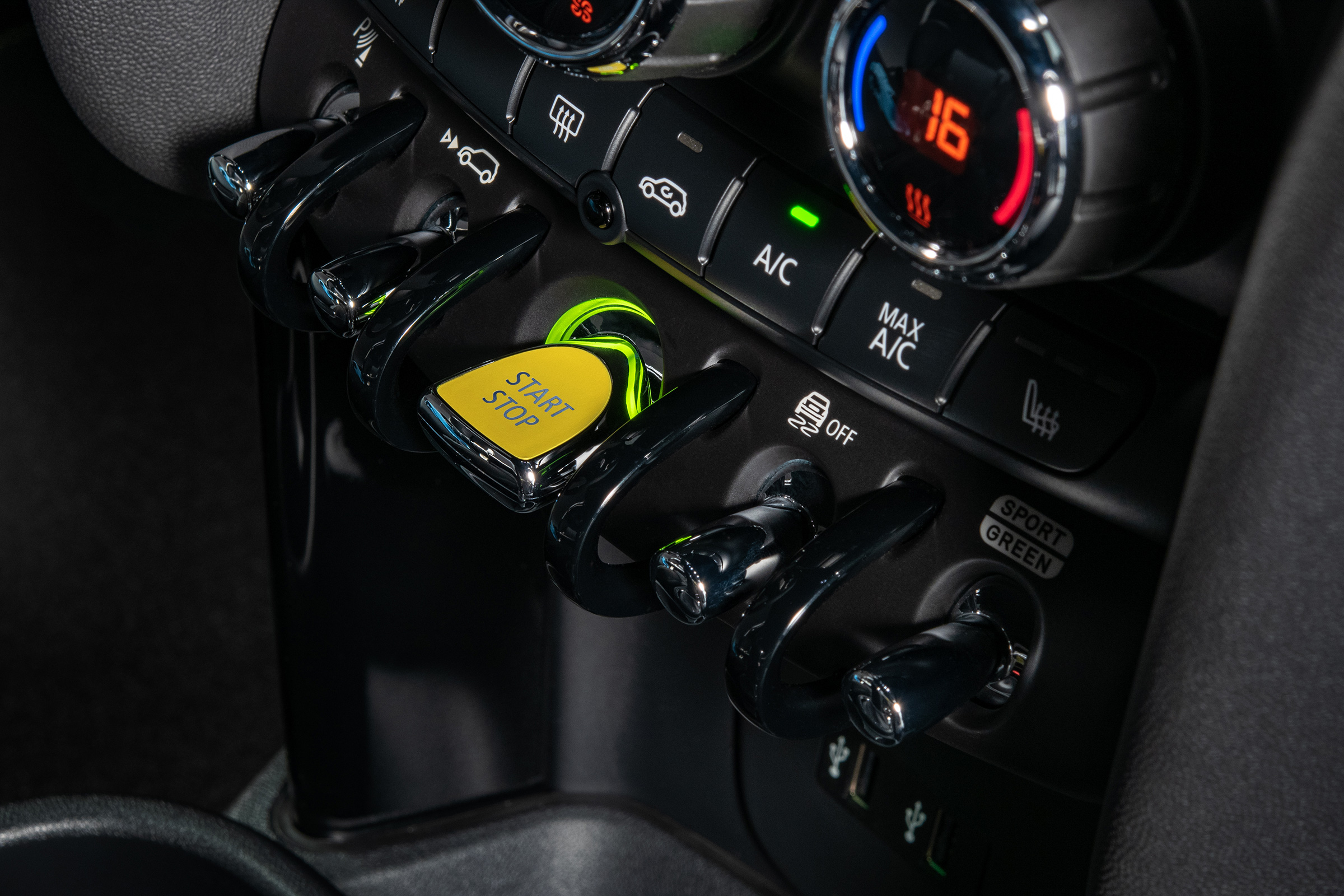 Mini Electric interior
