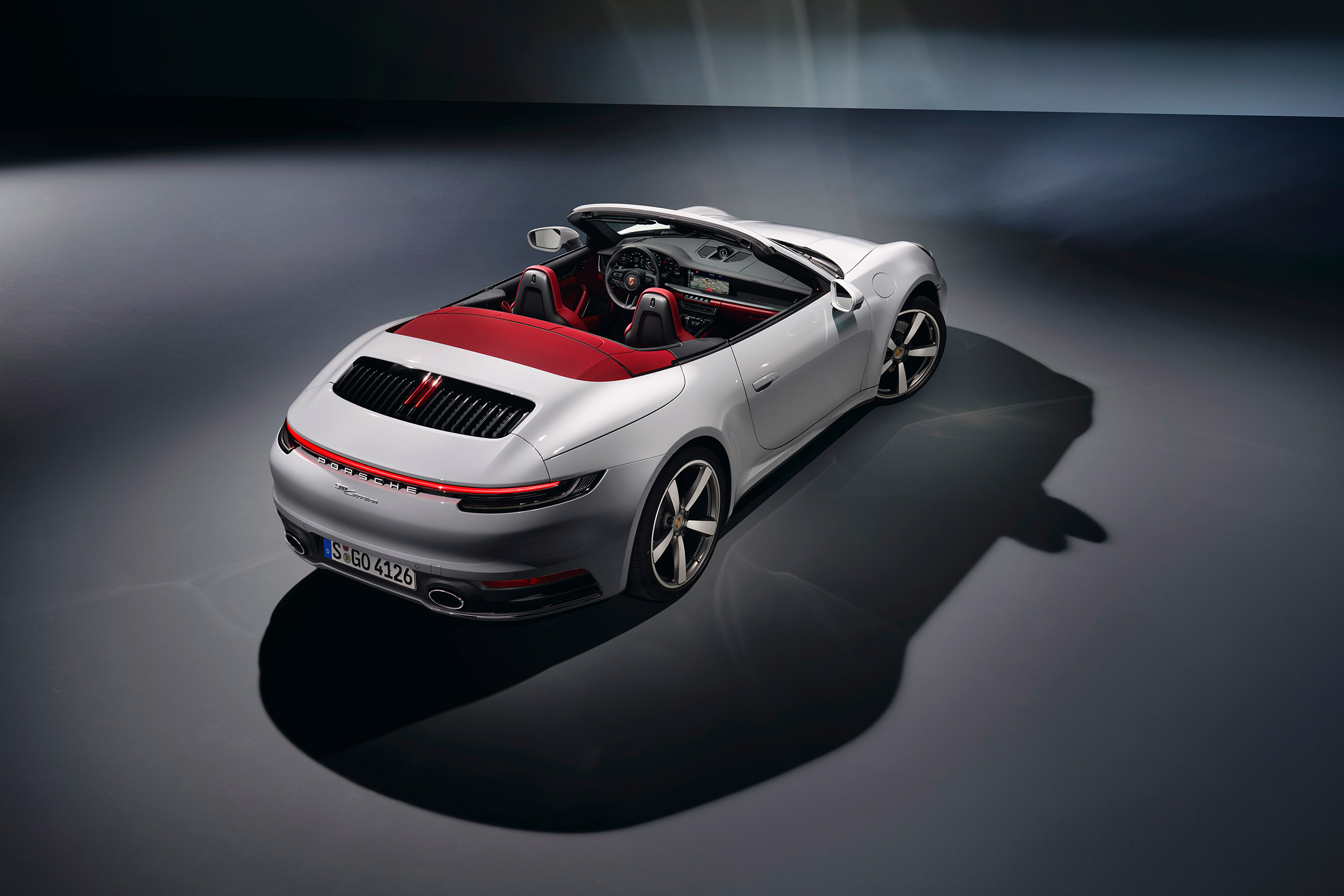 Porsche 911 Carrera - cab