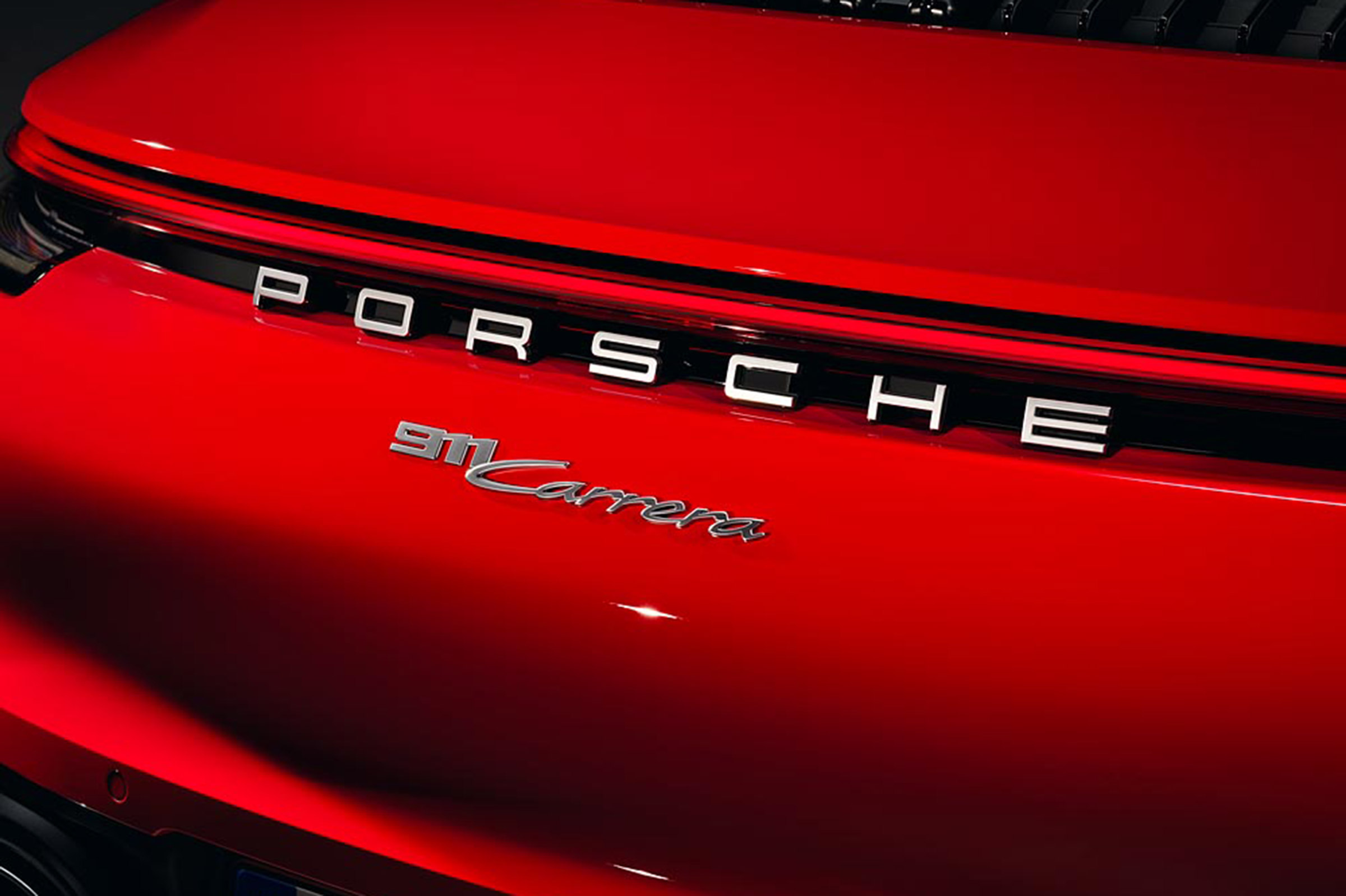Porsche 911 Carrera - rear