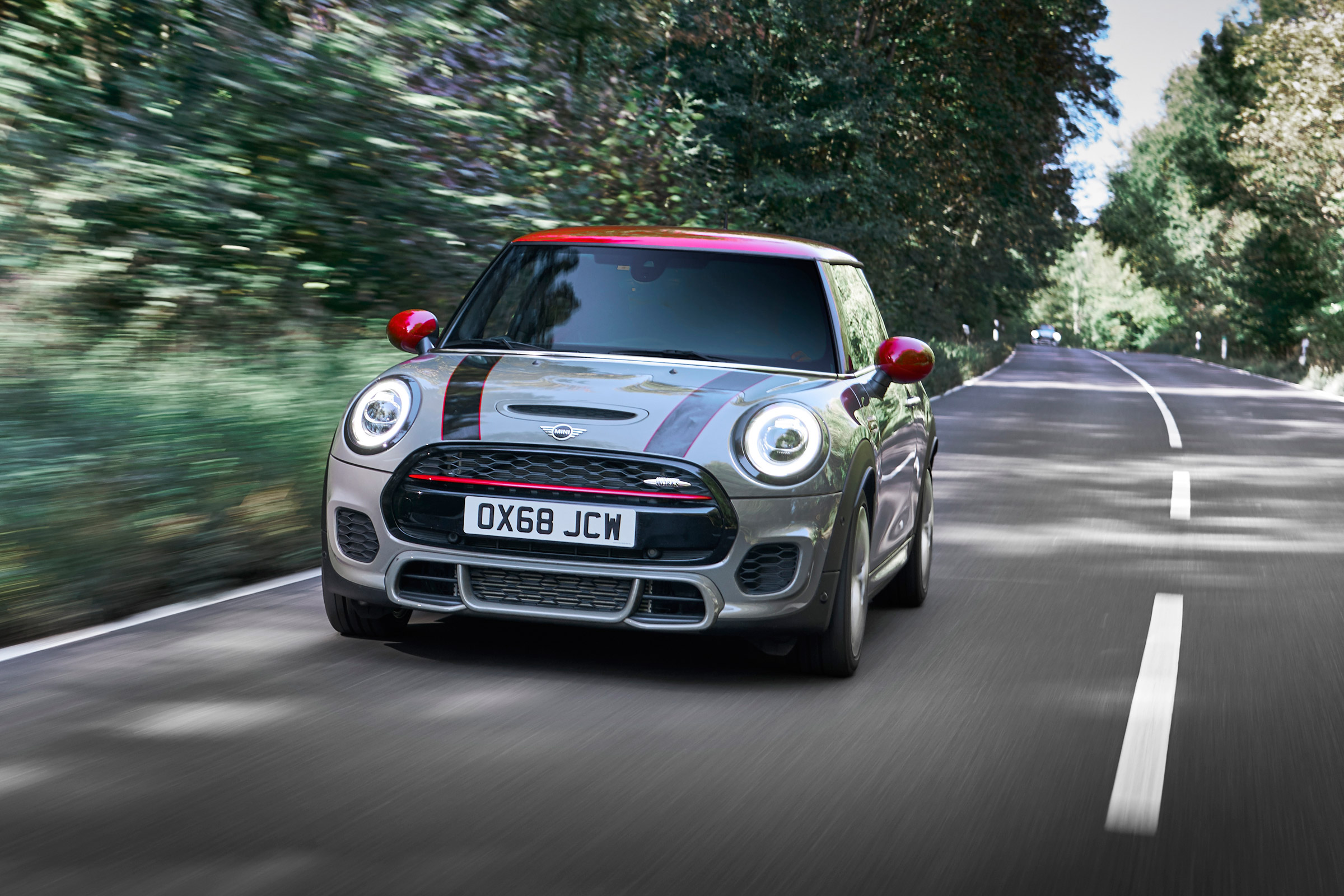 Mini John Cooper Works hatch 2019 facelift front tracking