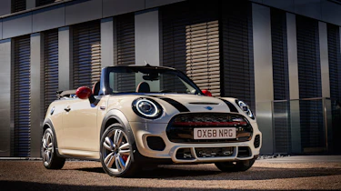 Mini John Cooper Works convertible 2019 facelift