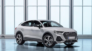 vAudi Q3 Sportback - front quarter