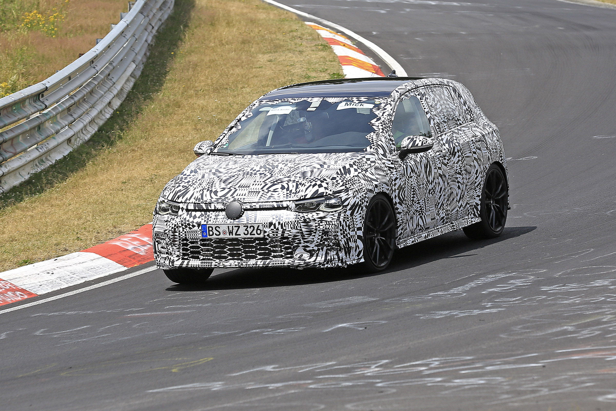 Volkswagen Golf GTI Spy 2020 - header