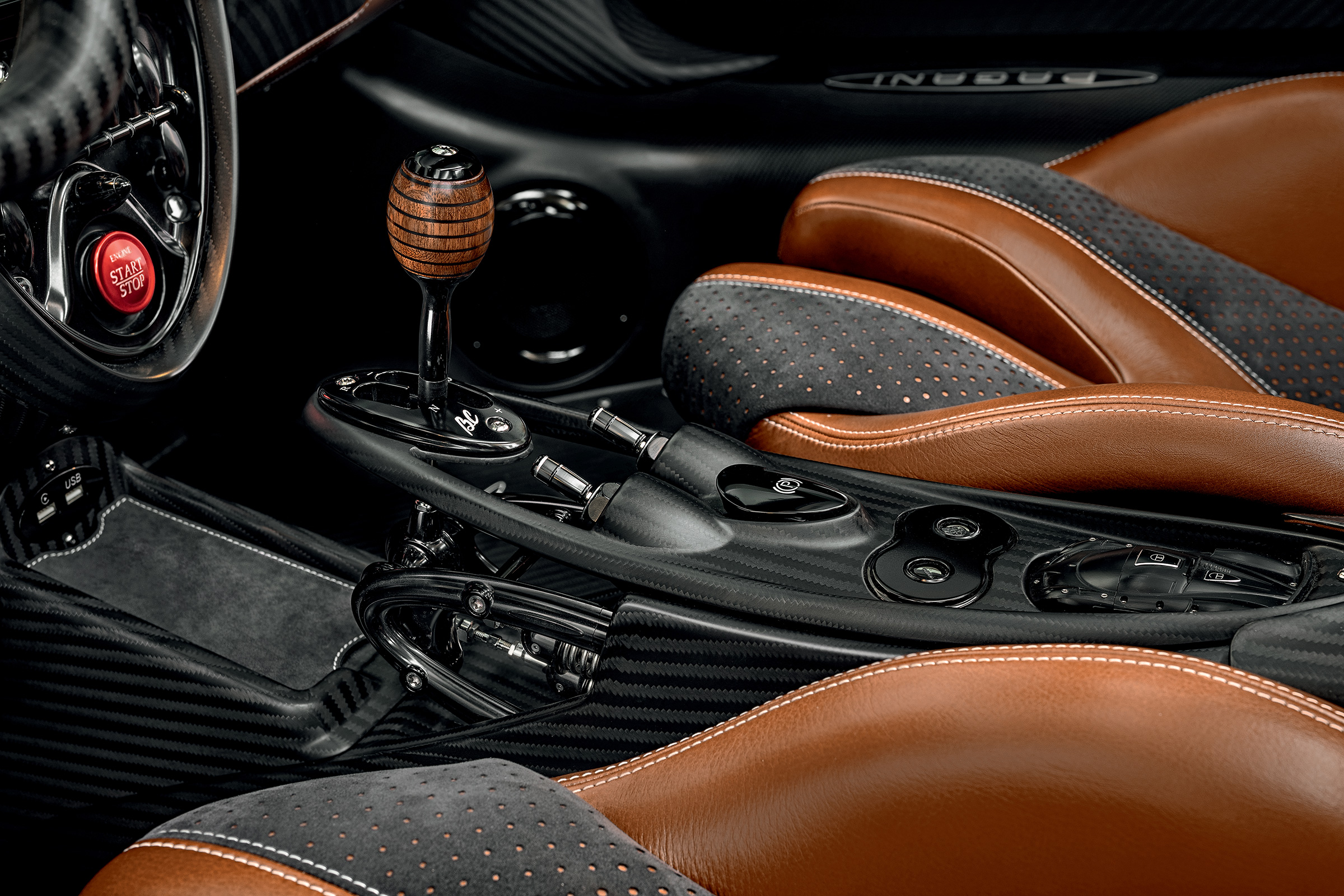 Pagani Huayra BC Roadster gear stick