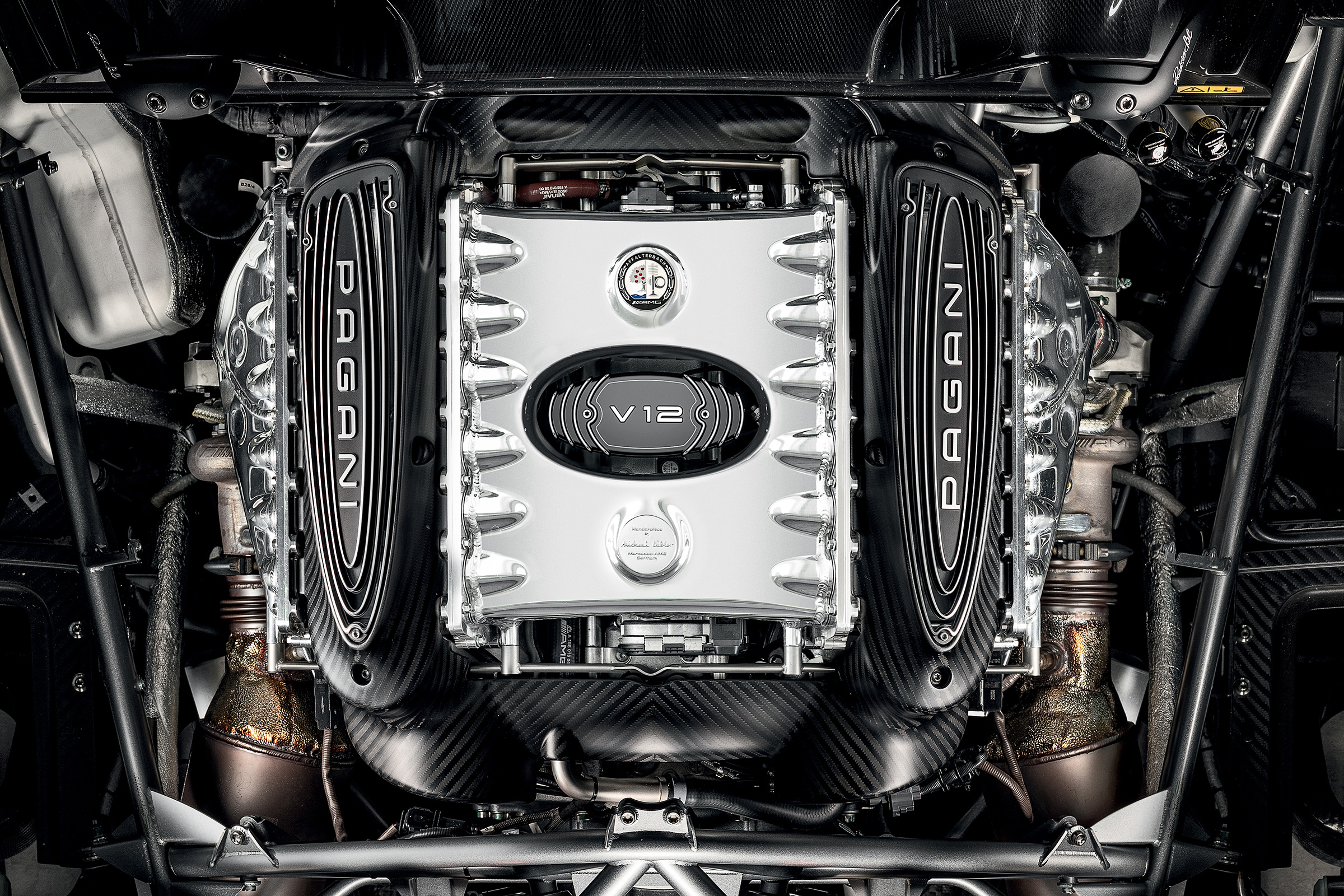 Pagani Huayra BC Roadster engine