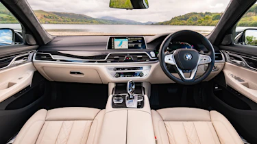 BMW 7-series review - dash