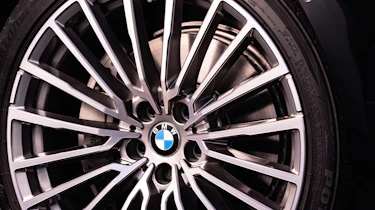 BMW 7-series review - wheel