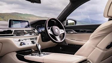 BMW 7-series review - dash