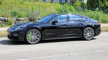 Porsche Panamera FL - side