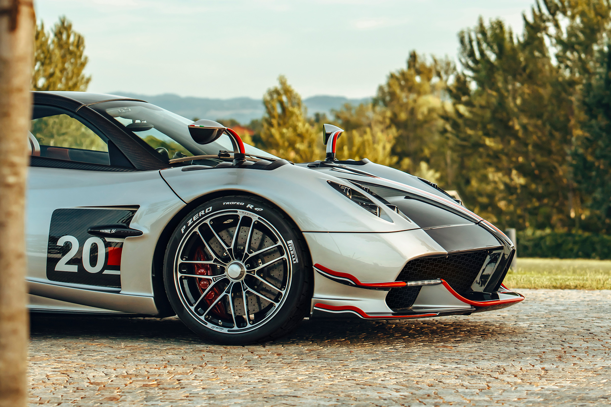 Pagani Huayra BC Roadster wheel detail