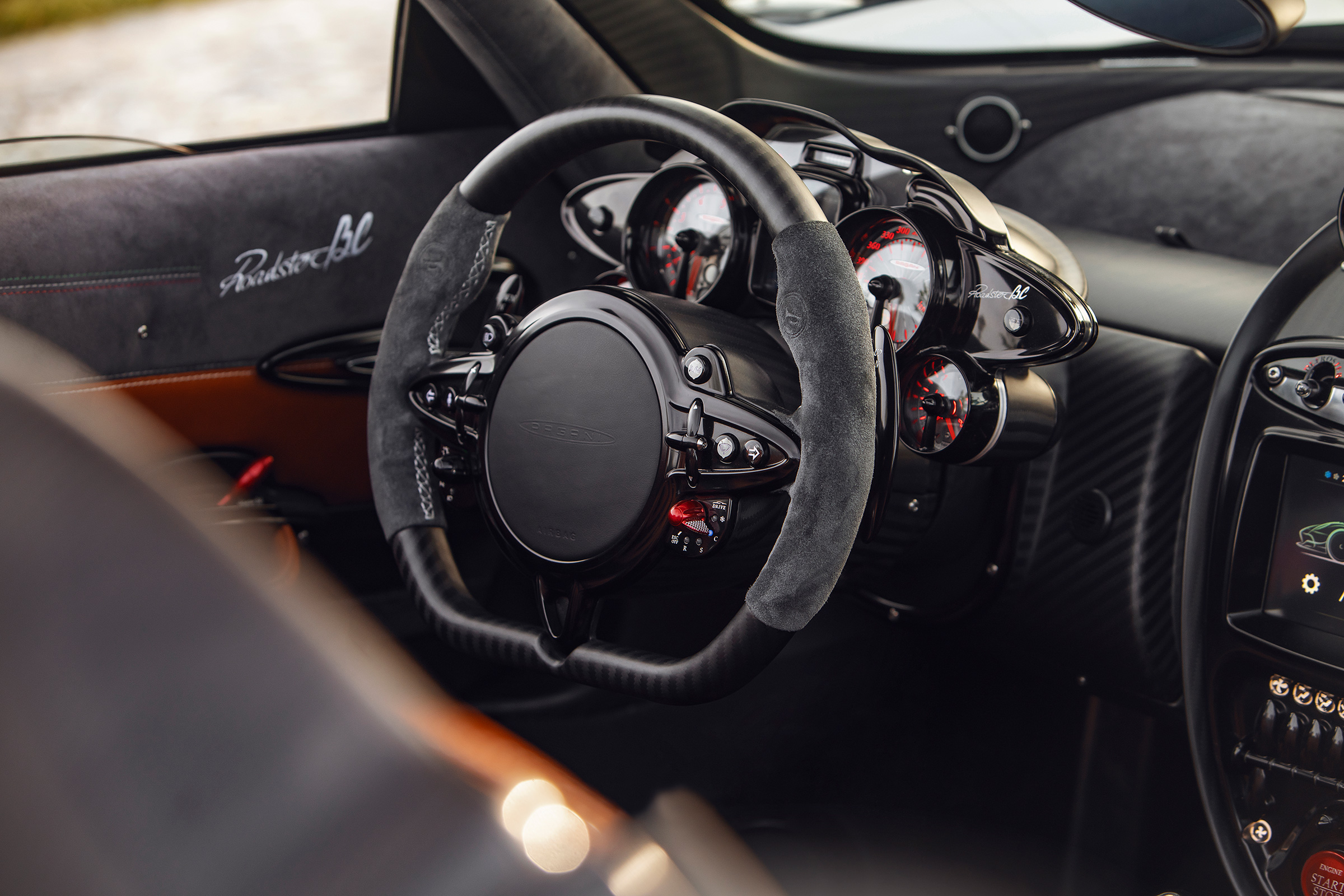 Pagani Huayra BC Roadster wheel