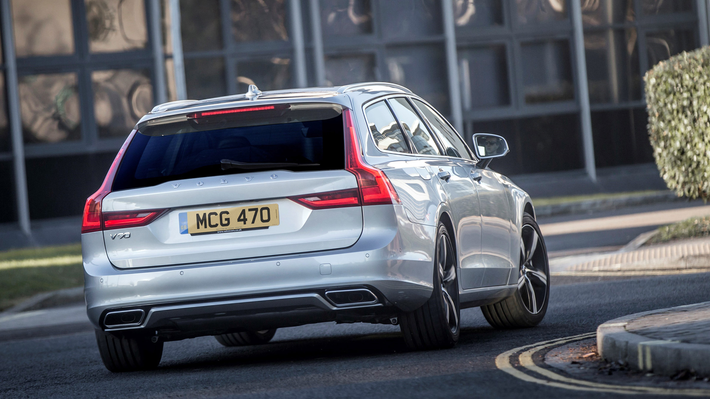 Volvo V90