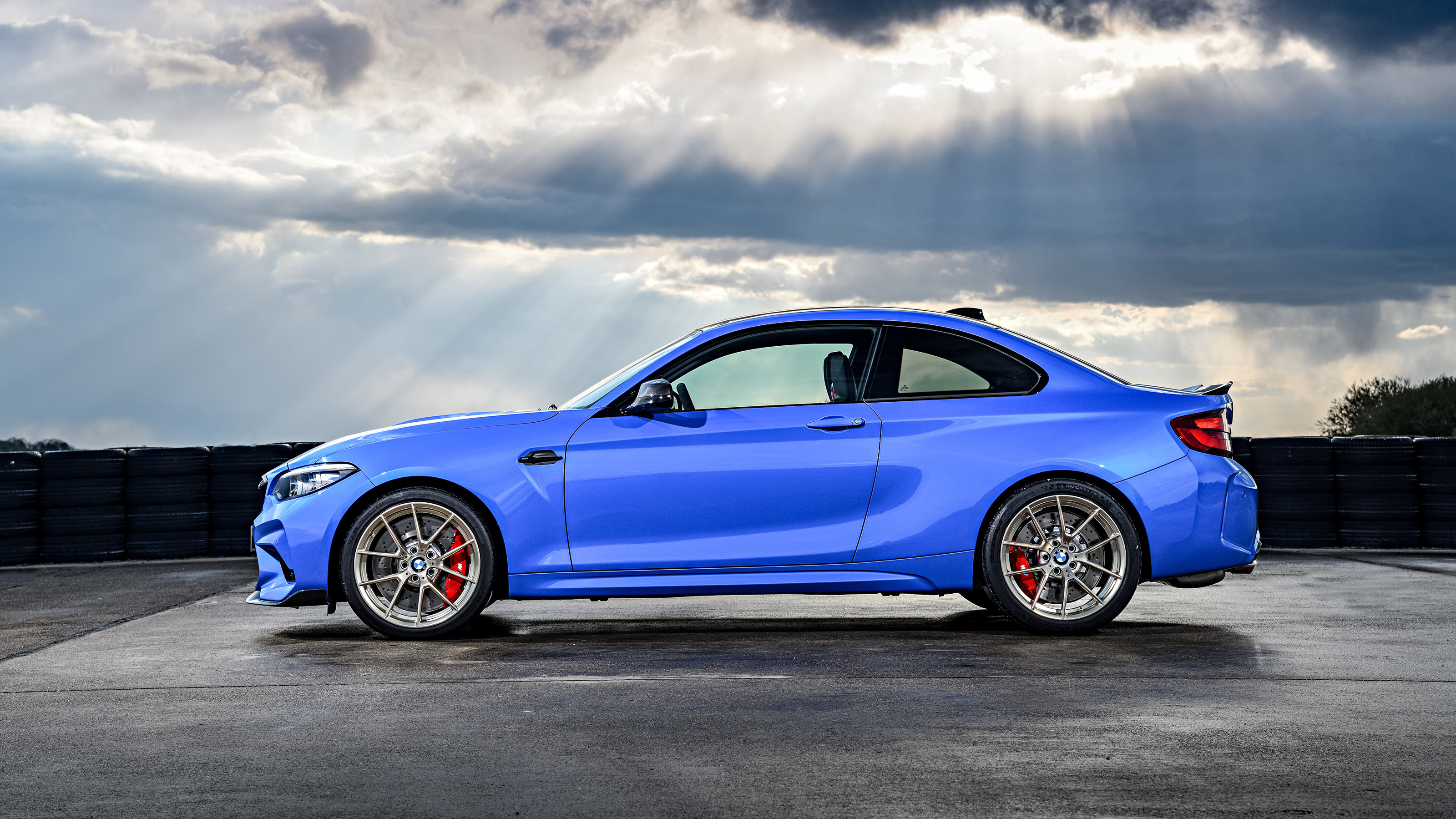 BMW M2 CS