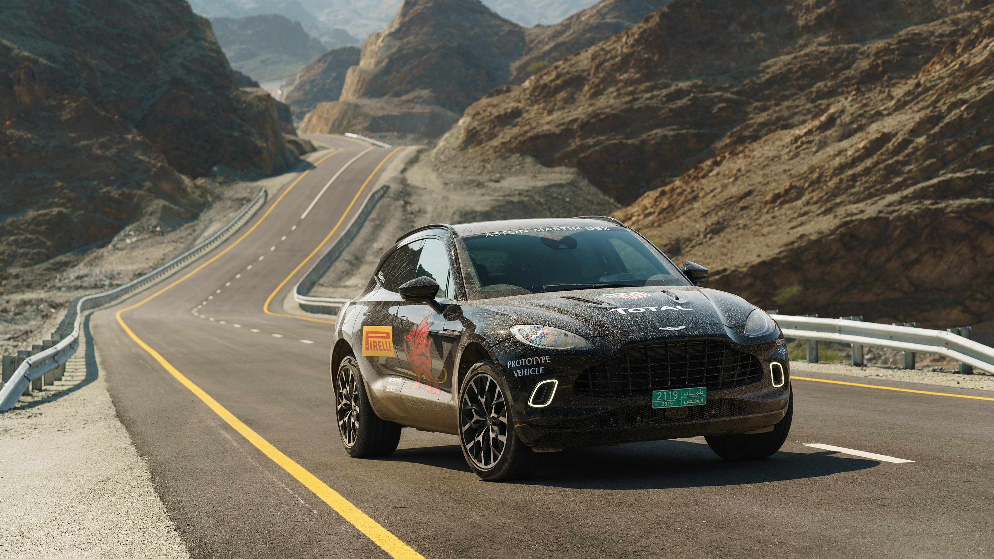 Aston Martin DBX proto