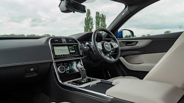 Jaguar XE interior