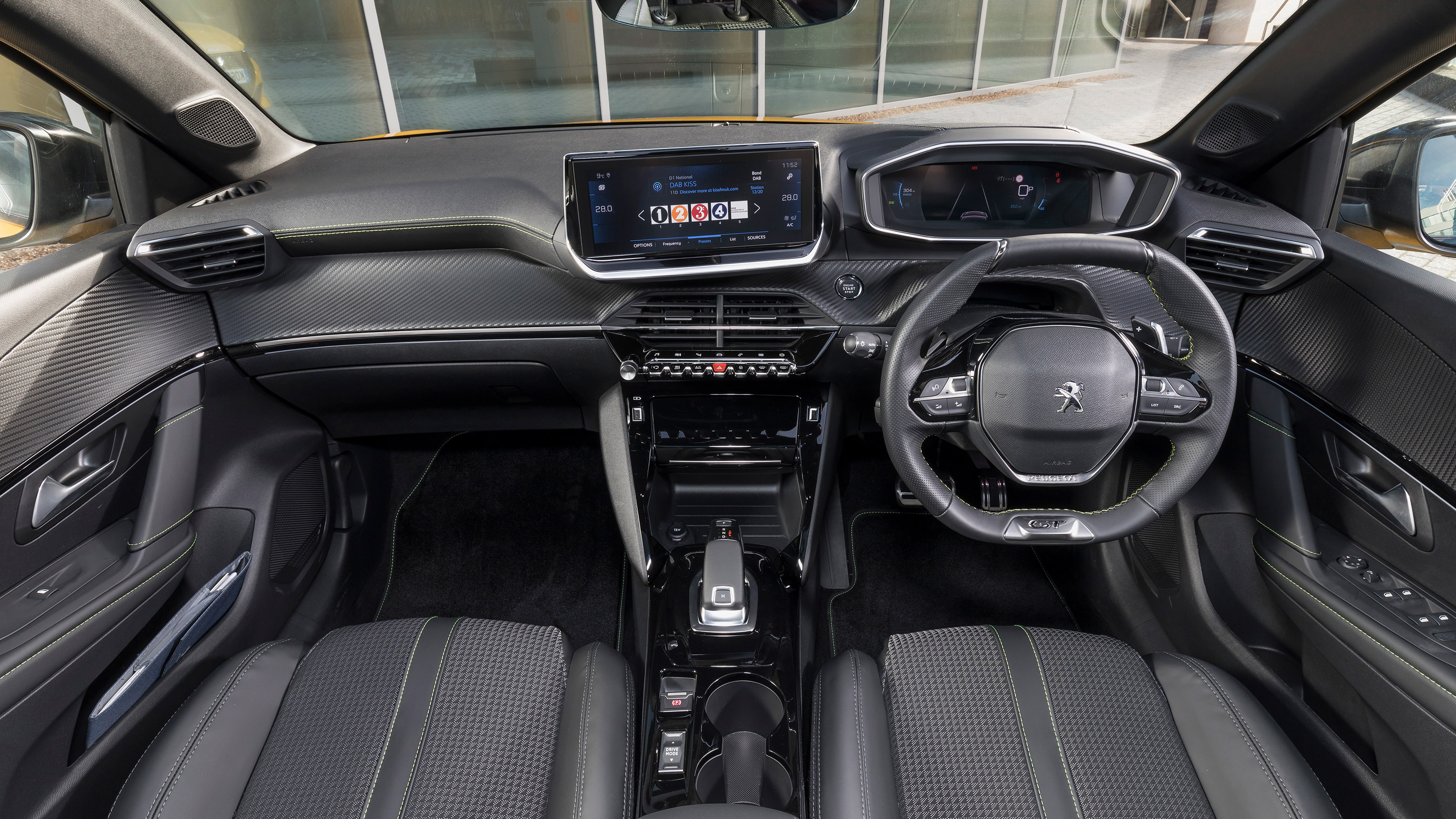 Peugeot 208 GT 