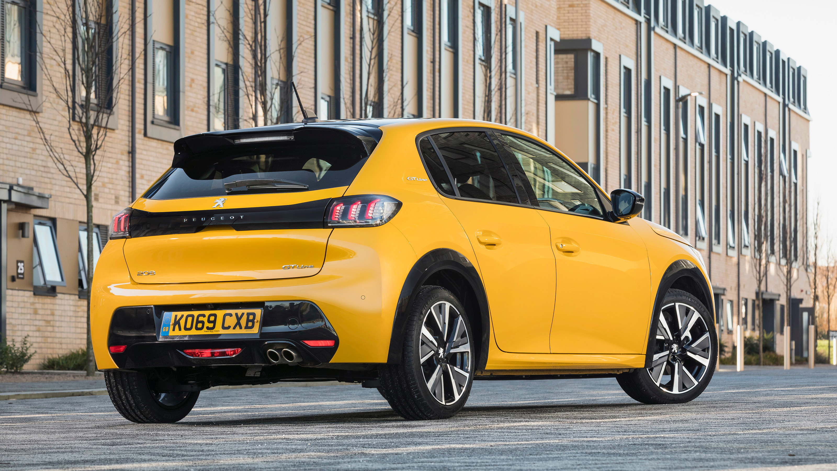 Peugeot 208 GT 