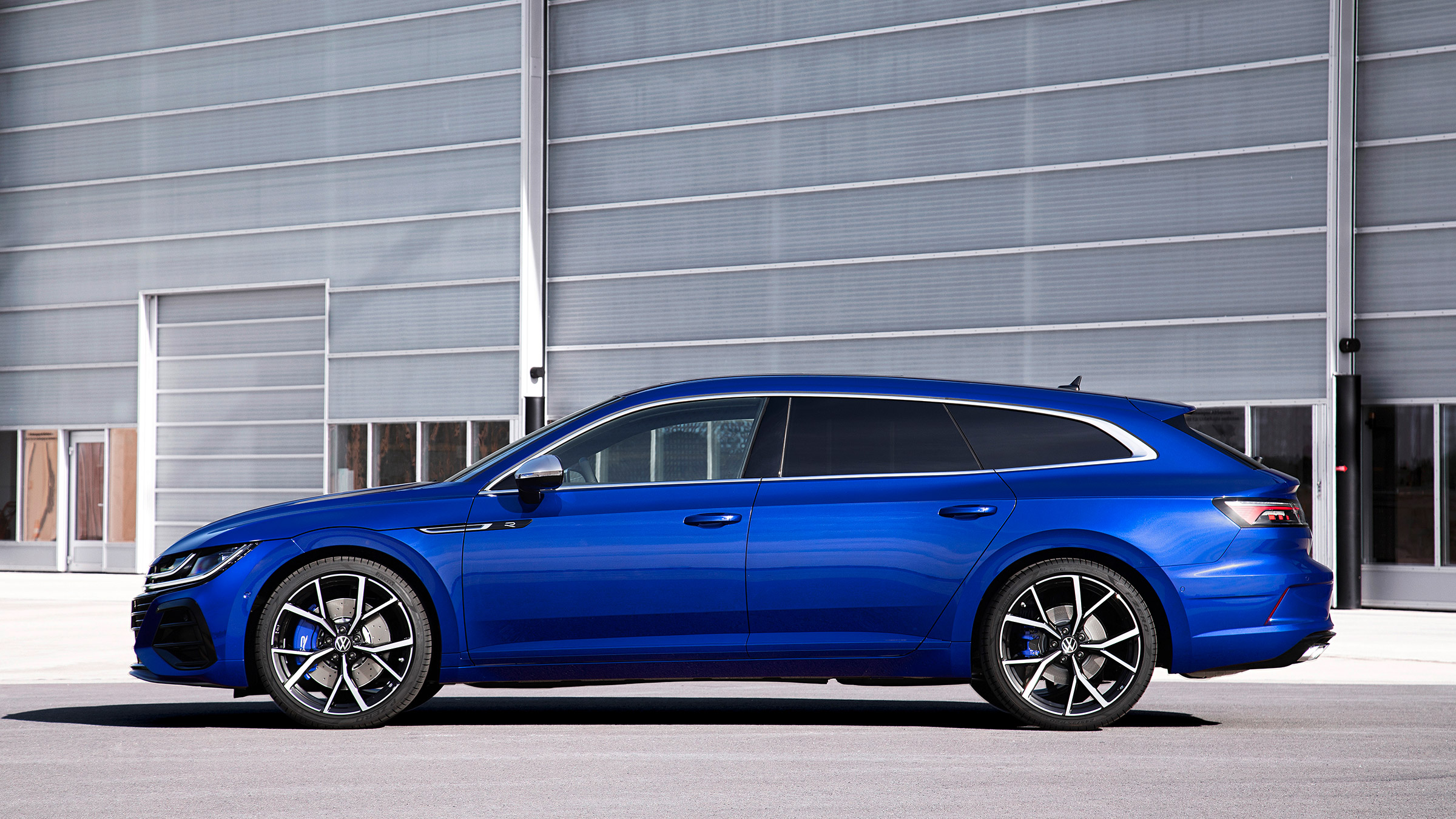 Volkswagen Arteon R and Shooting Brake