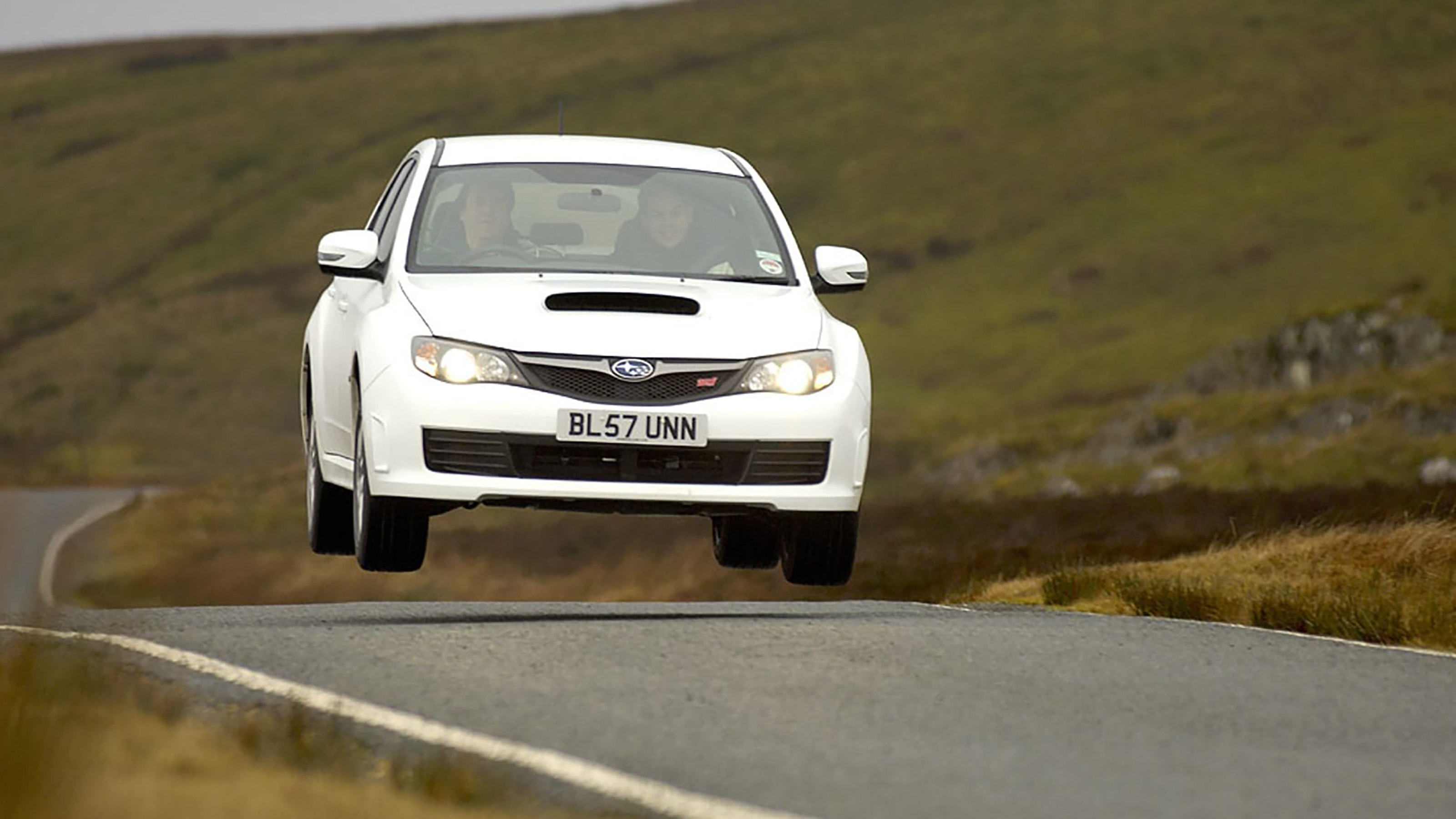 Subaru Impreza WRX STI MY08 review – jump