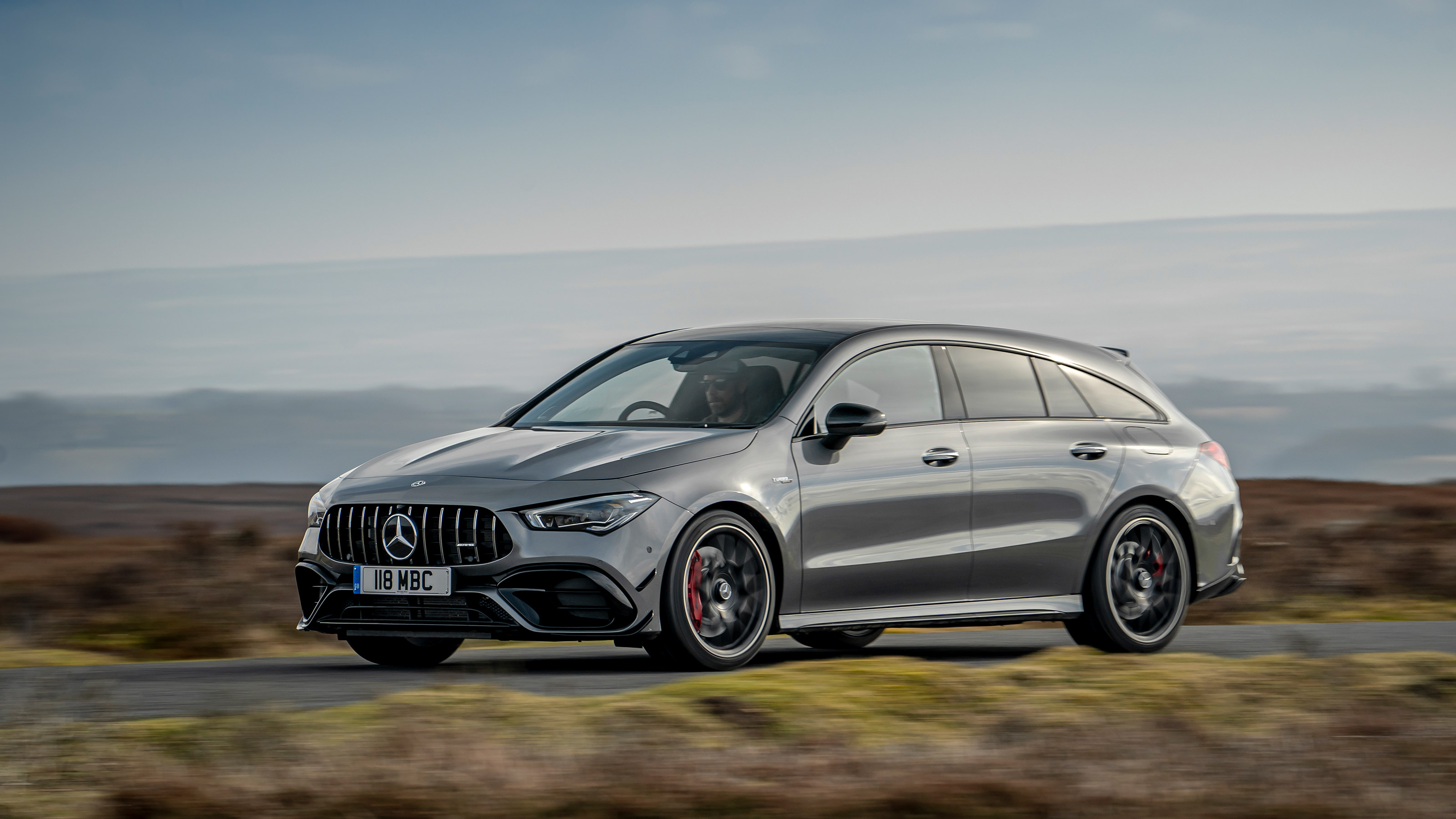Mercedes-AMG CLA45 S Shooting Brake